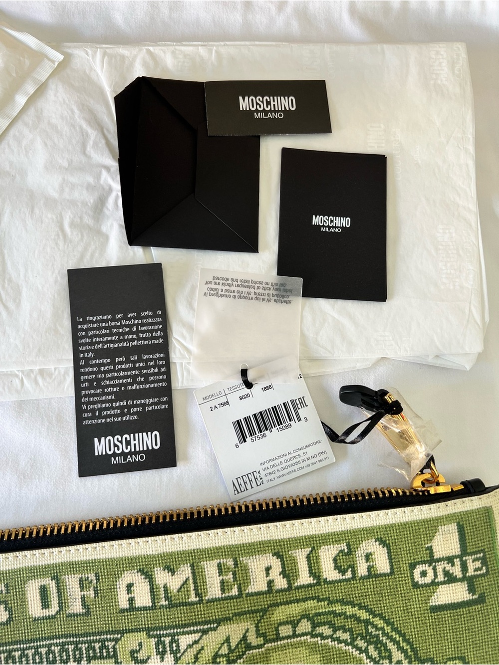 New Moschino Green Dollar Bill Clutch - Picture 10 of 10